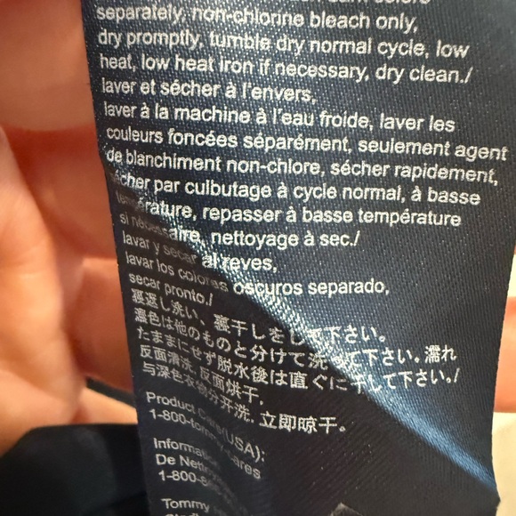 Beautiful summer sleeveless blouse - Picture 3 of 3